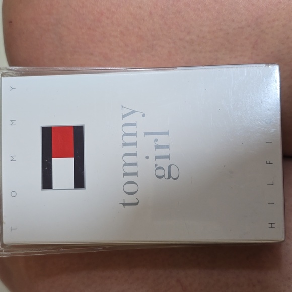 Vintage Tommy Hilfiger Tommy Girl Cologne Spray - Picture 2 of 3
